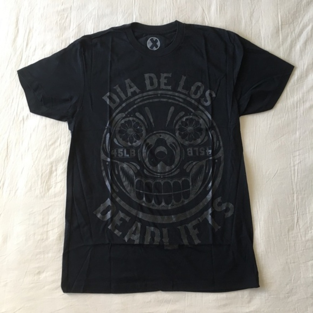 NWOT Día de los DEADLIFTS tee Size S